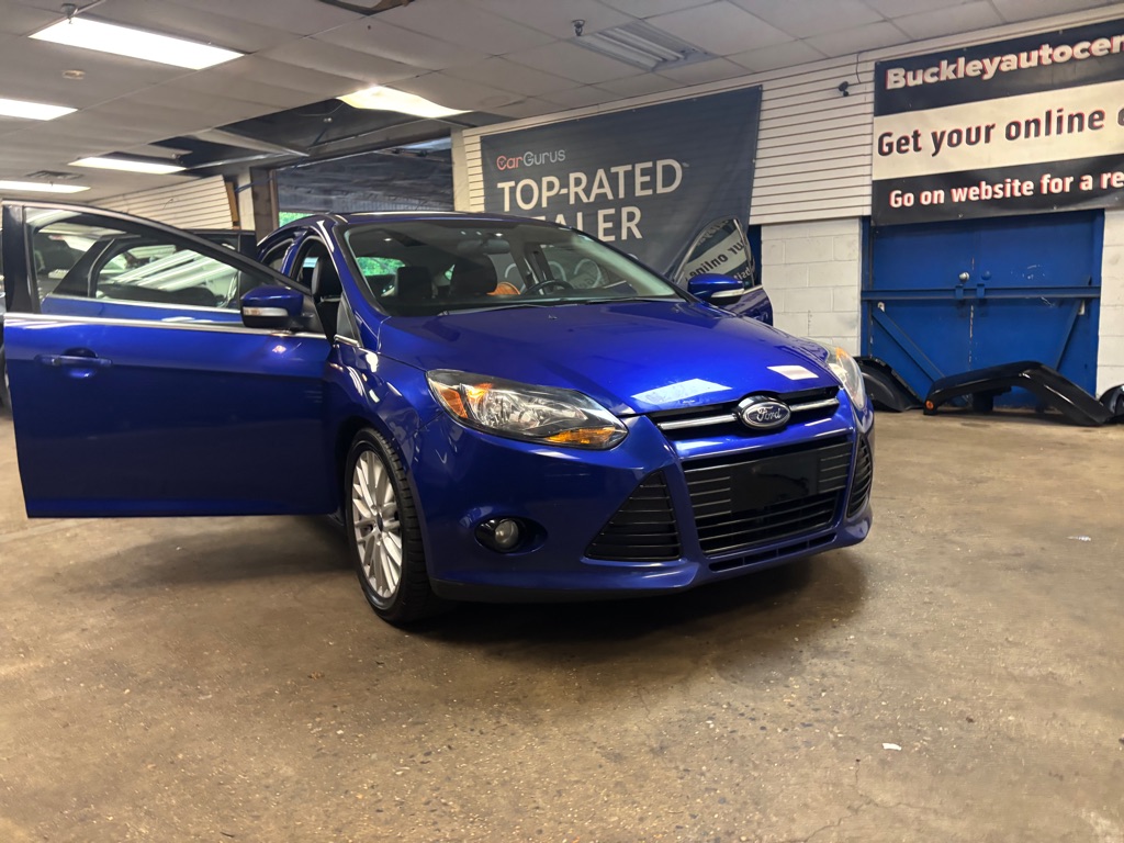 Photo 18 of this FORD FOCUS