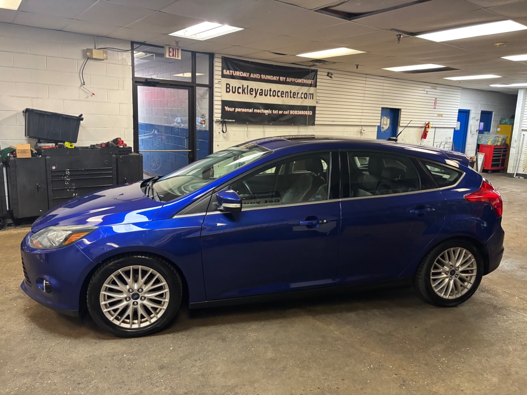 Photo 7 of this FORD FOCUS