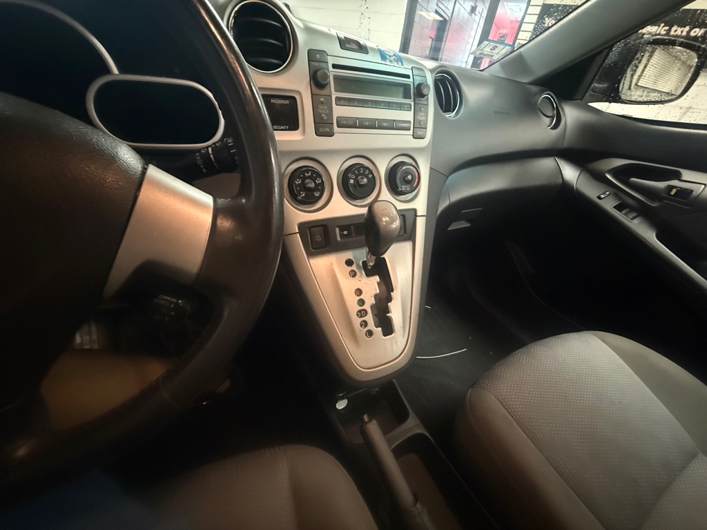 Photo 15 of this TOYOTA COROLLA MATRIX