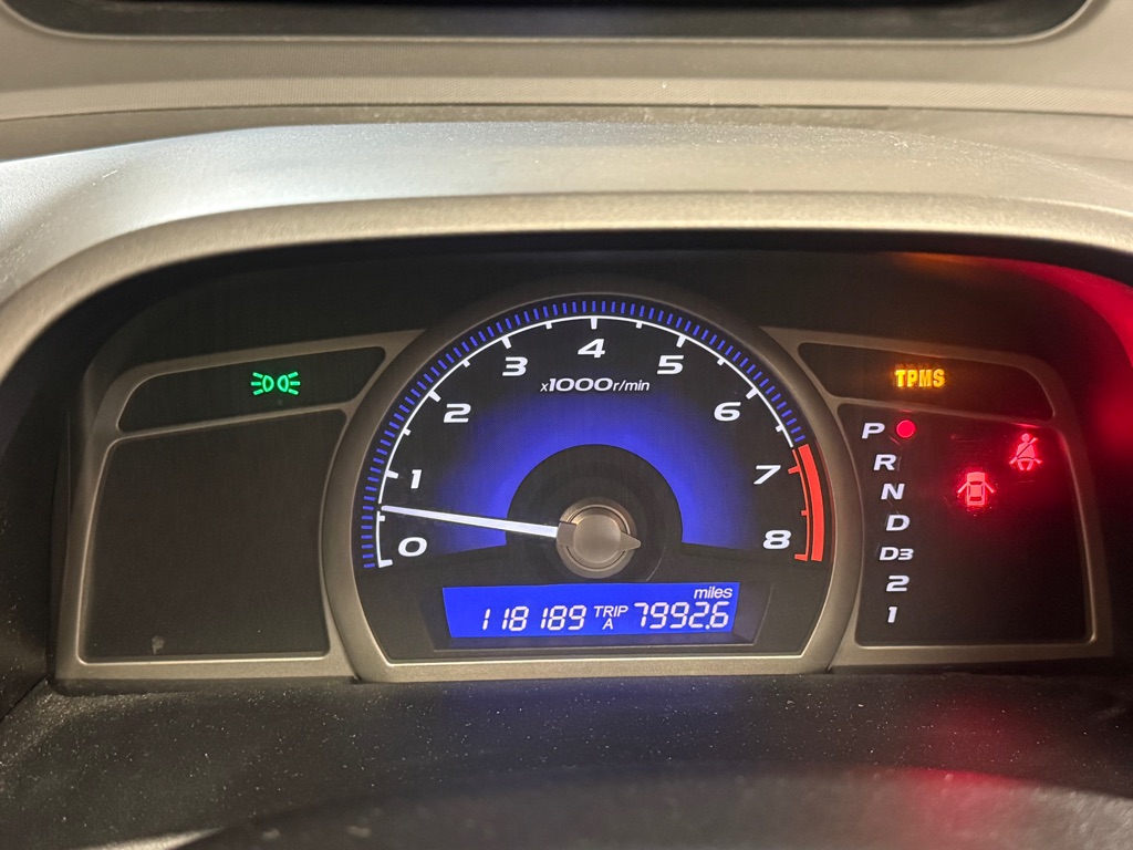 Photo 7 of this HONDA CIVIC
