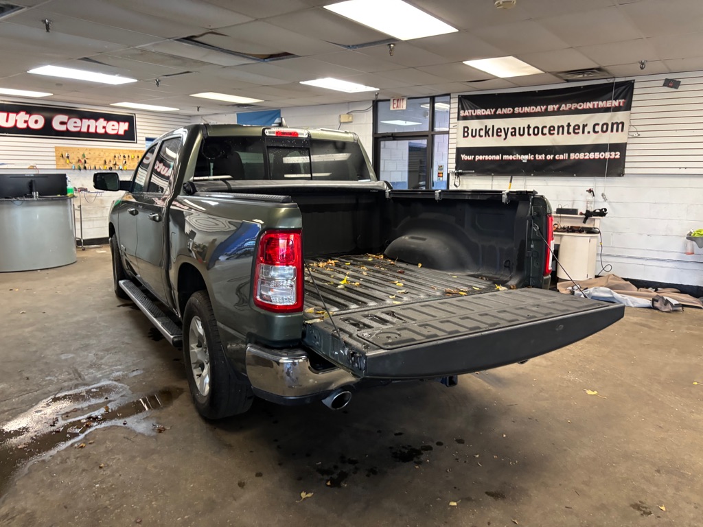 Photo 17 of this RAM 1500