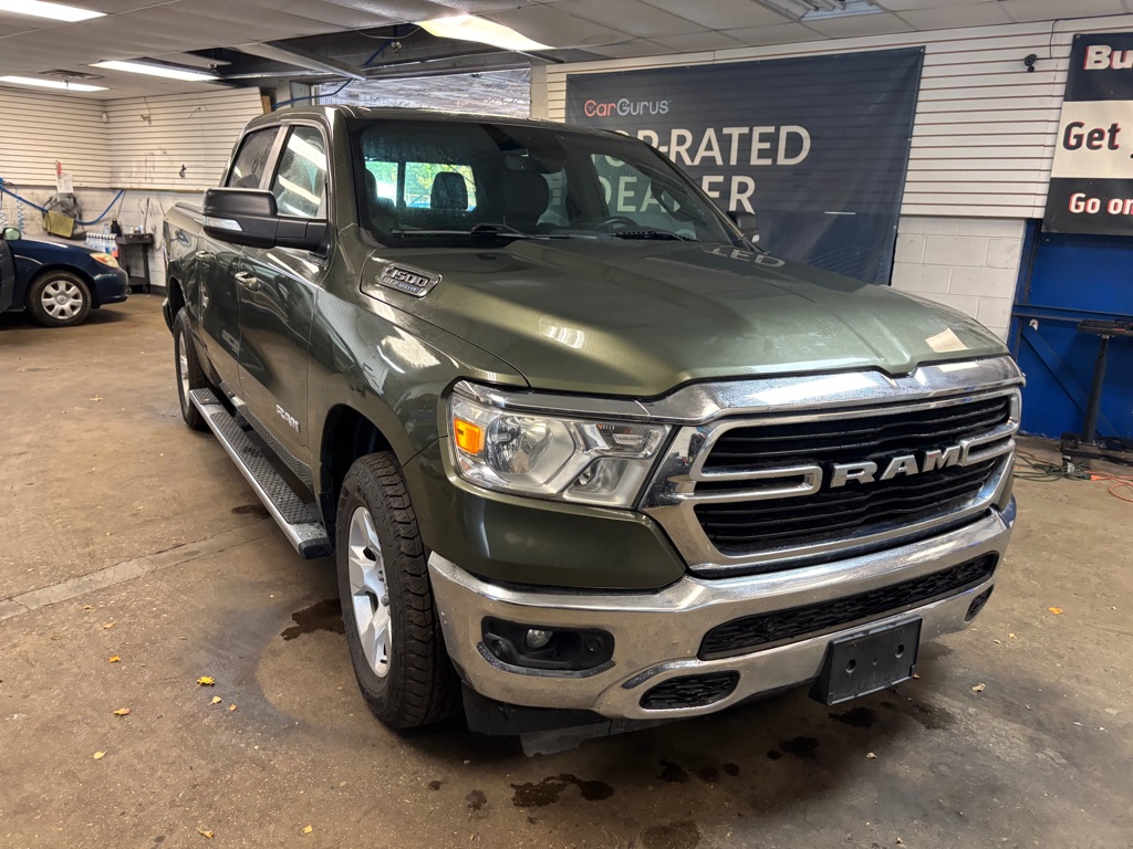 Photo 2 of this RAM 1500
