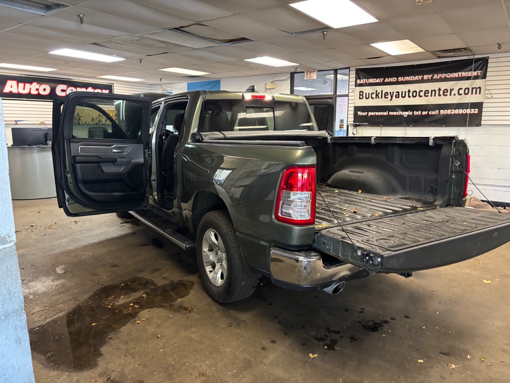 Photo 51 of this RAM 1500