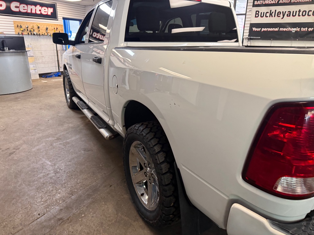 Photo 6 of this RAM 1500