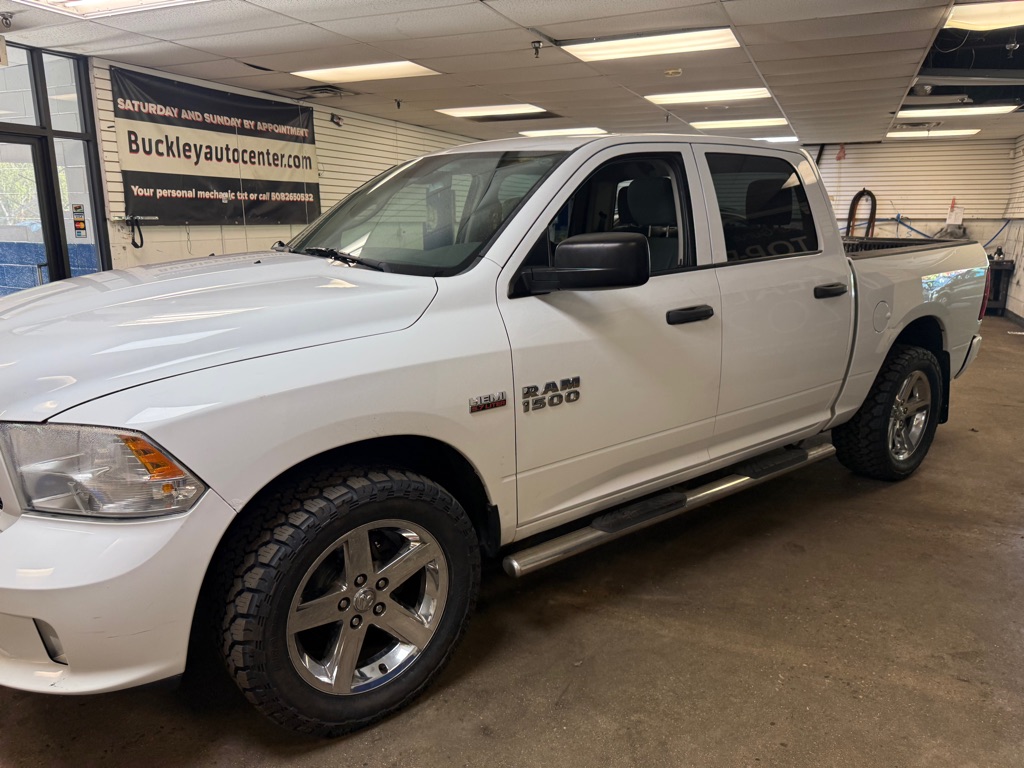 Photo 17 of this RAM 1500