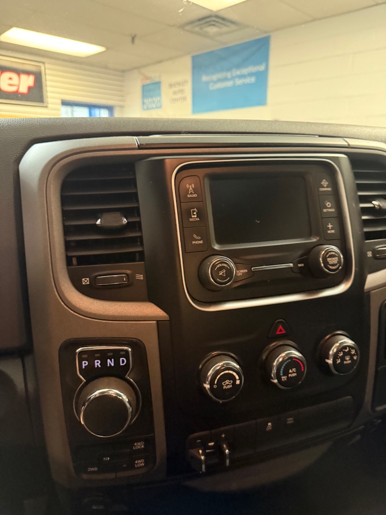 Photo 14 of this RAM 1500