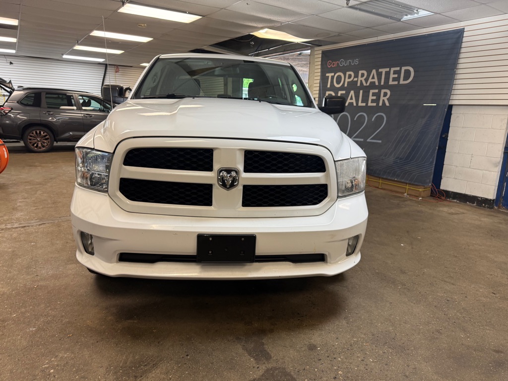 Photo 2 of this RAM 1500
