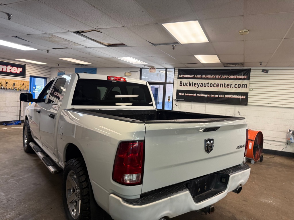 Photo 36 of this RAM 1500