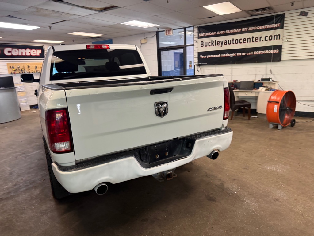 Photo 33 of this RAM 1500