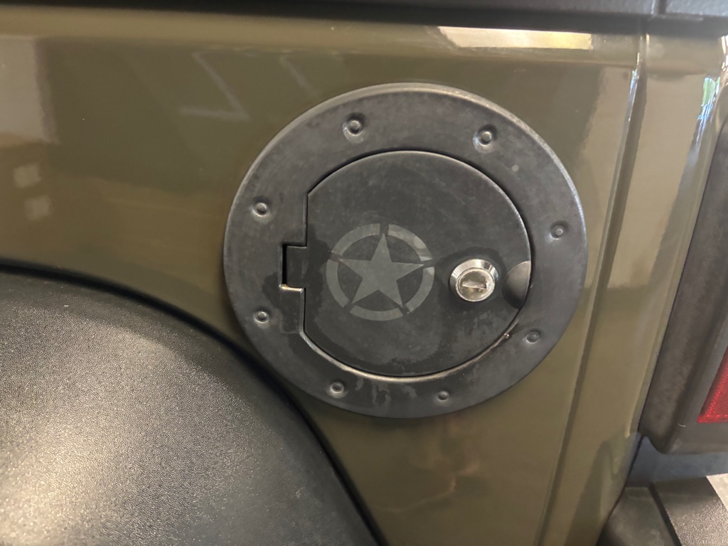 Photo 24 of this JEEP WRANGLER UNLIMI