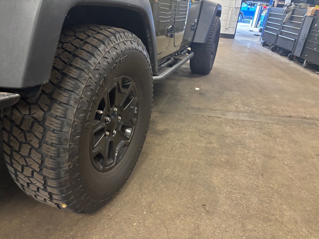 Photo 21 of this JEEP WRANGLER UNLIMI