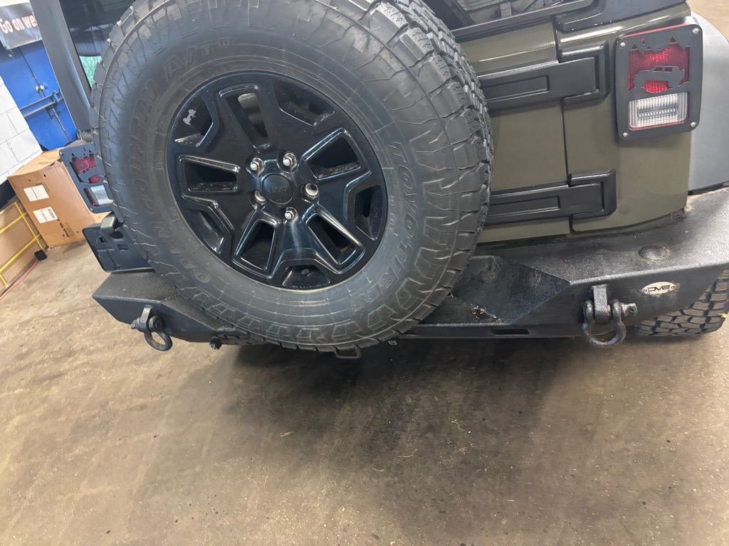 Photo 22 of this JEEP WRANGLER UNLIMI