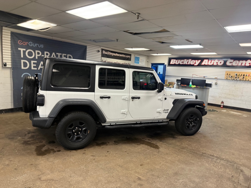 Photo 10 of this JEEP WRANGLER UNLIMI