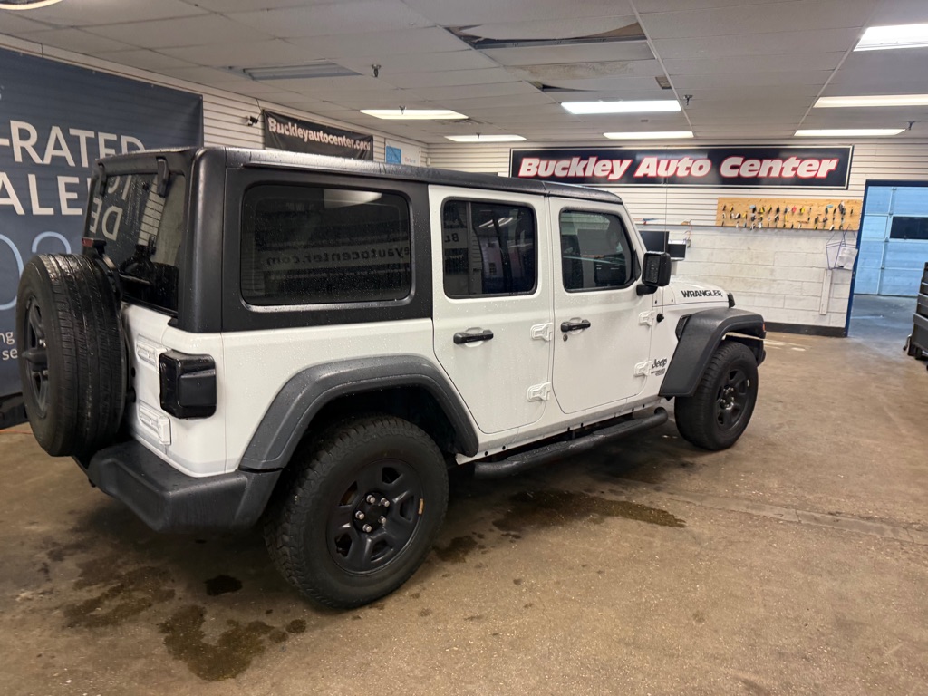 Photo 9 of this JEEP WRANGLER UNLIMI