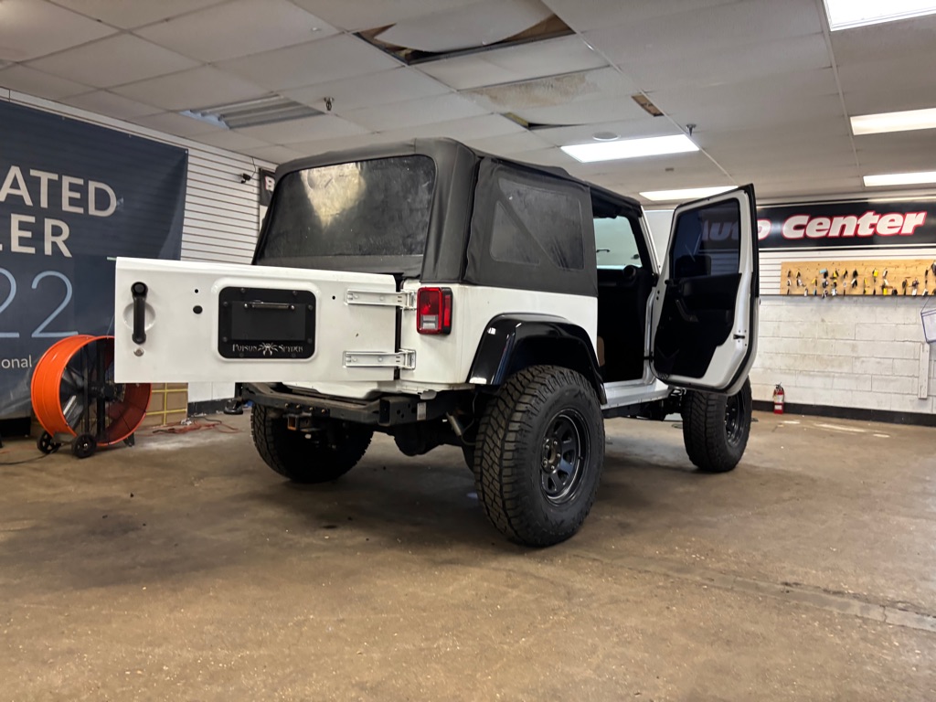 Photo 73 of this JEEP WRANGLER UNLIMI