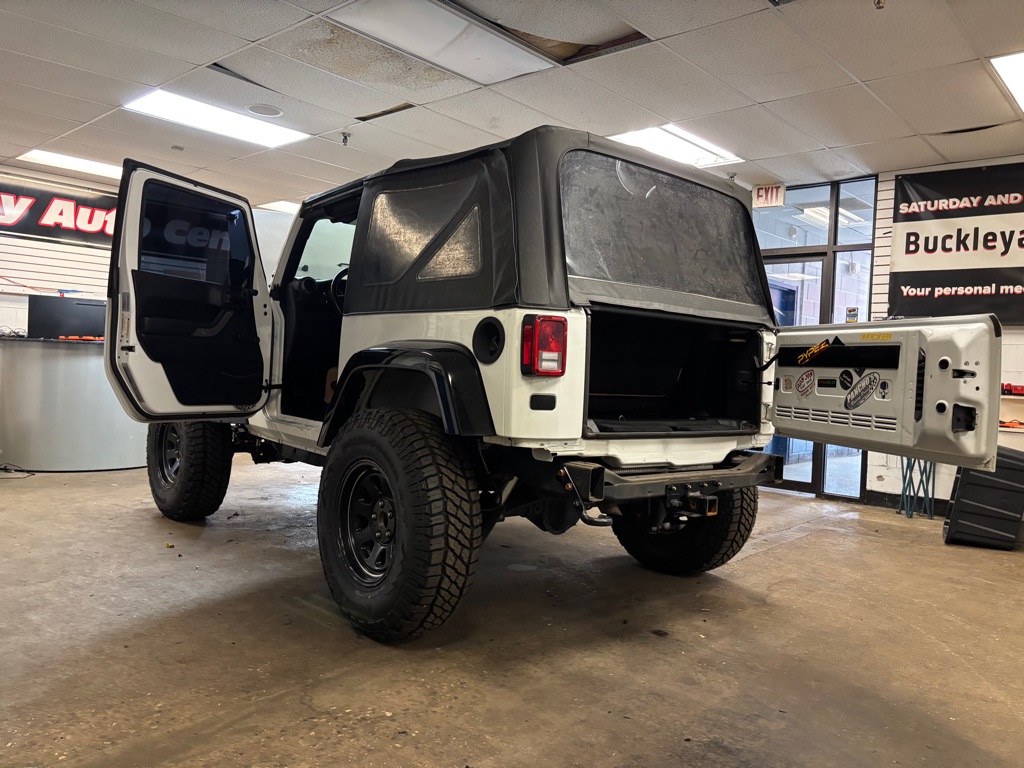 Photo 68 of this JEEP WRANGLER UNLIMI