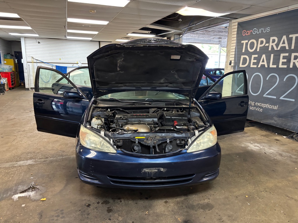 Photo 24 of this TOYOTA CAMRY