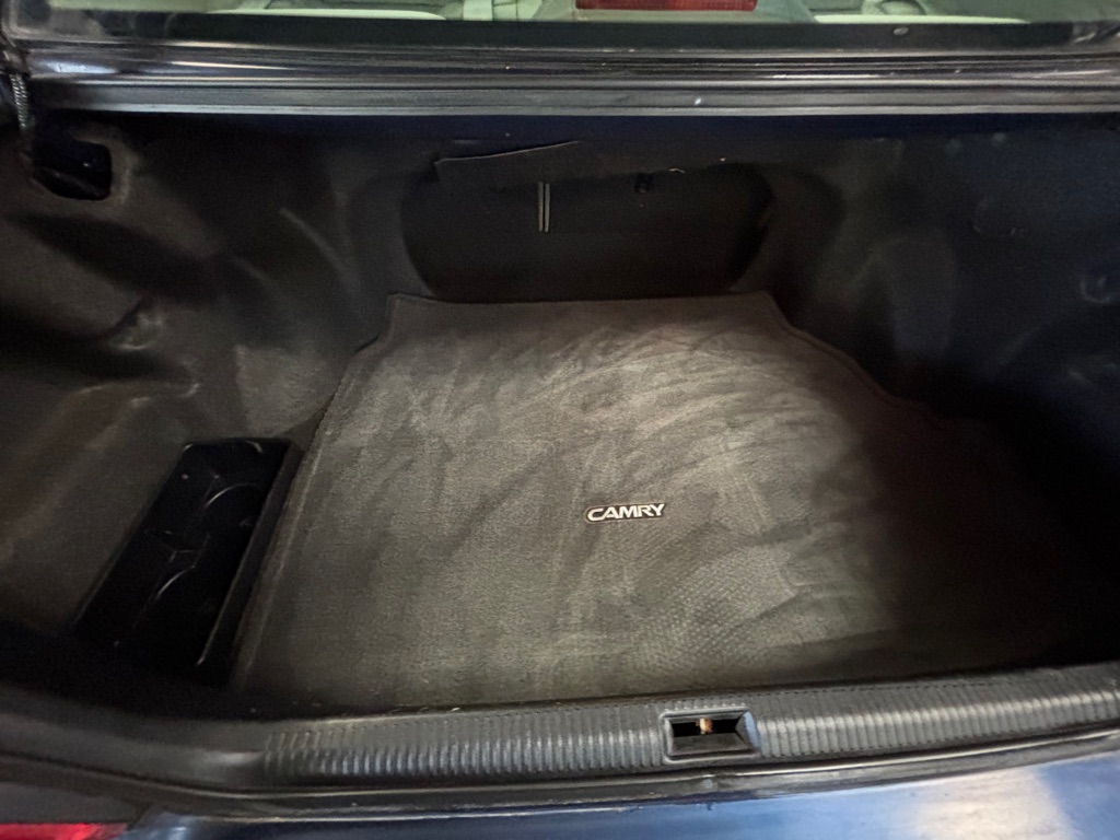 Photo 32 of this TOYOTA CAMRY