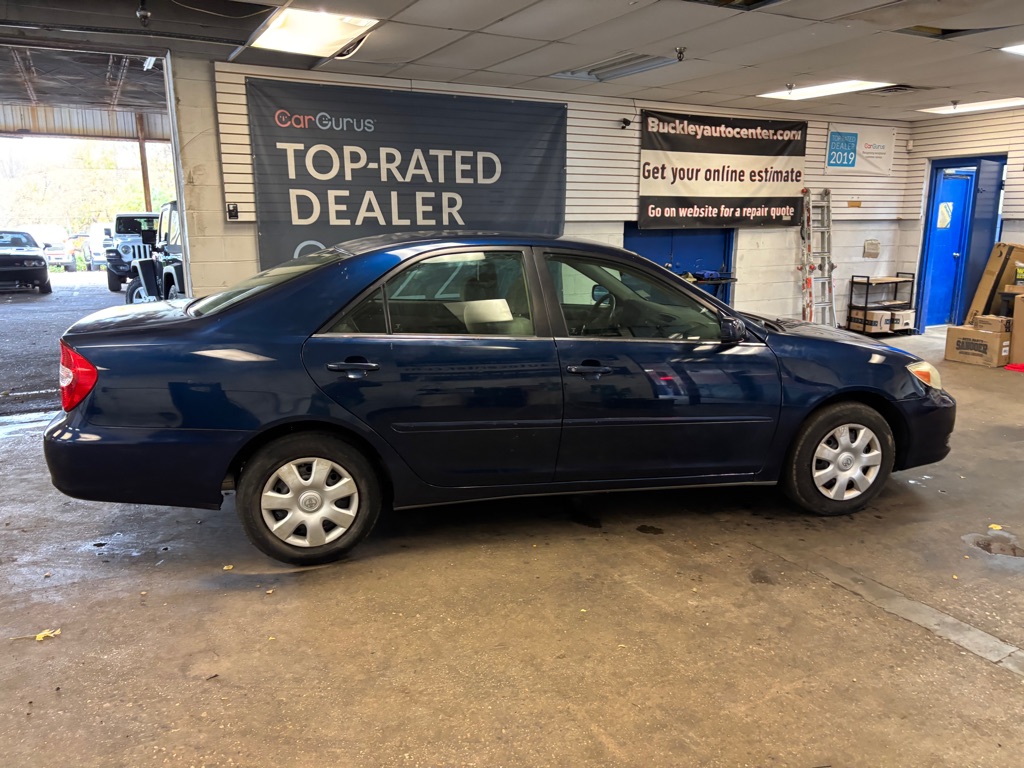 Photo 15 of this TOYOTA CAMRY