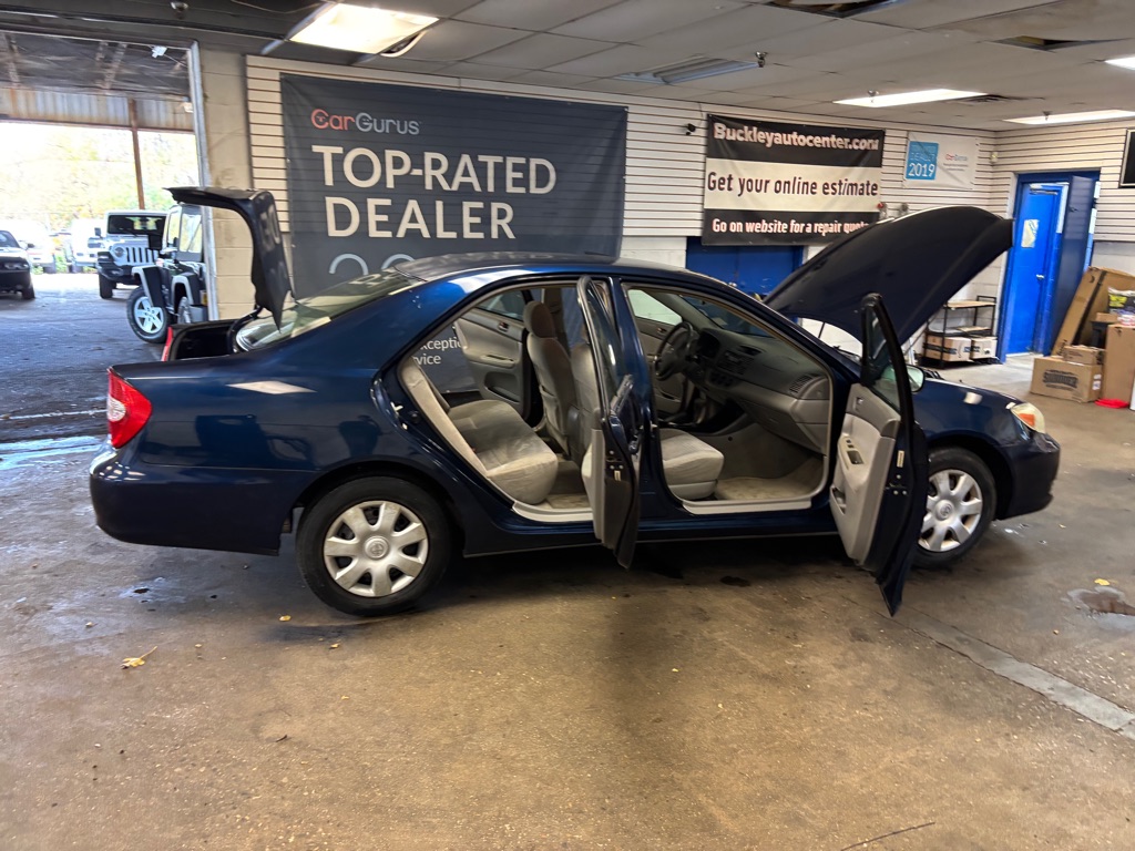 Photo 51 of this TOYOTA CAMRY
