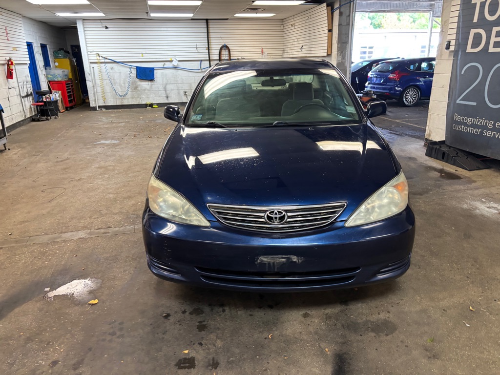 Photo 3 of this TOYOTA CAMRY