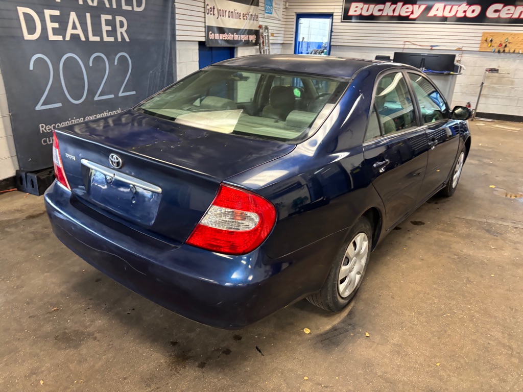 Photo 13 of this TOYOTA CAMRY