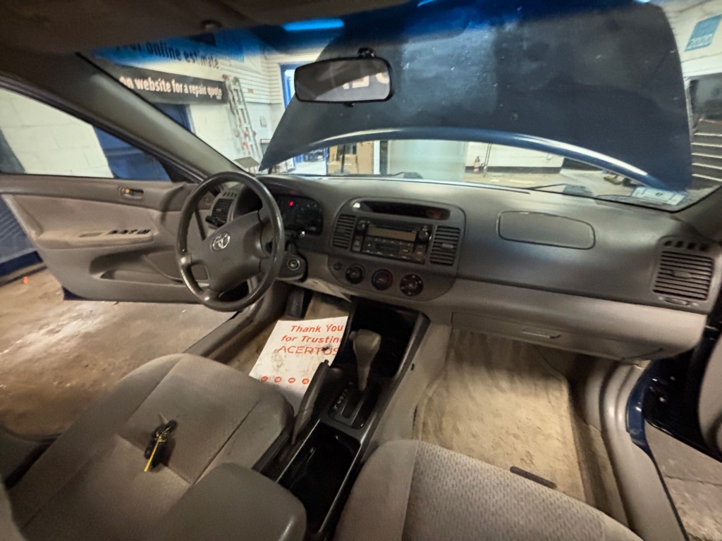 Photo 38 of this TOYOTA CAMRY