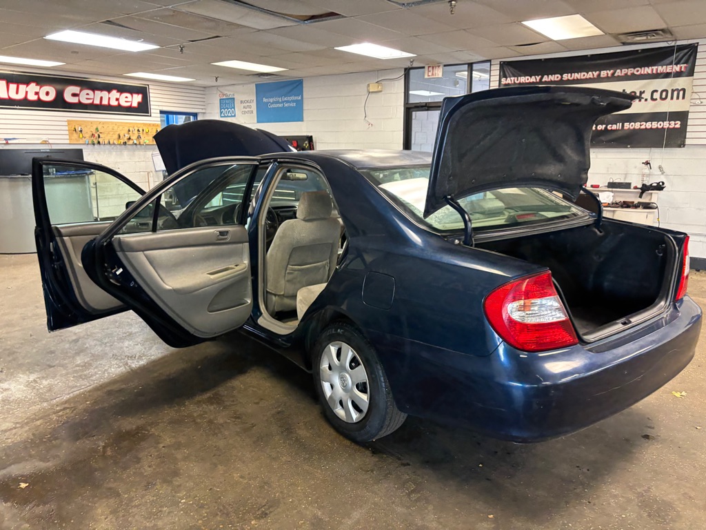 Photo 45 of this TOYOTA CAMRY