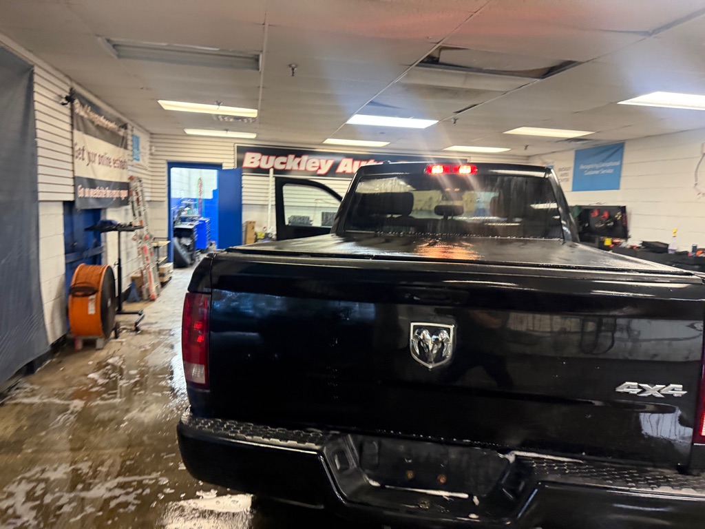 Photo 20 of this RAM 1500 CLASSIC