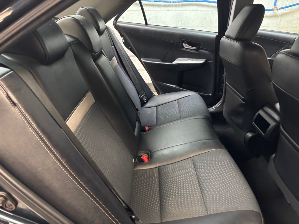 Photo 20 of this TOYOTA CAMRY
