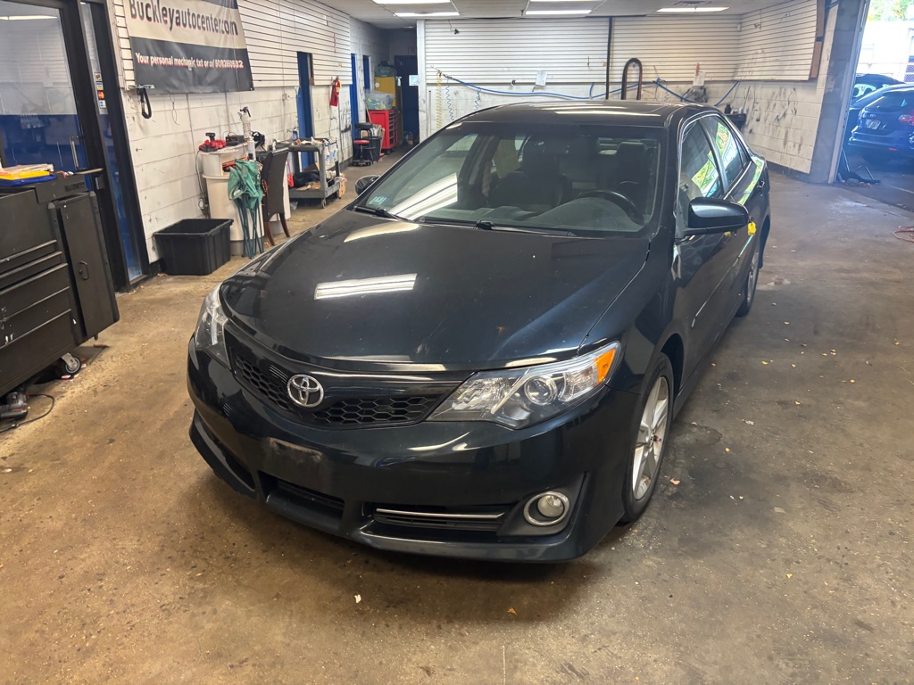 Photo 5 of this TOYOTA CAMRY