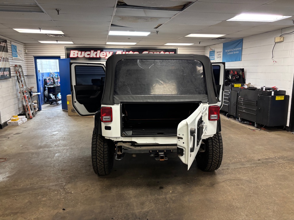 Photo 83 of this JEEP WRANGLER