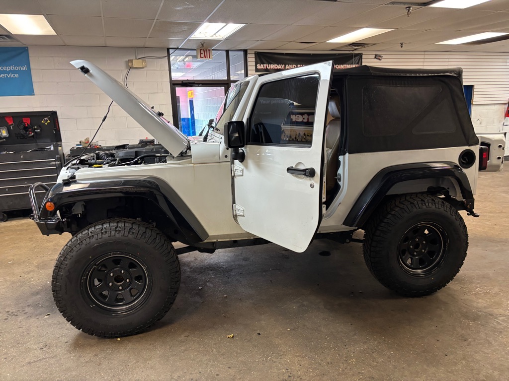 Photo 81 of this JEEP WRANGLER