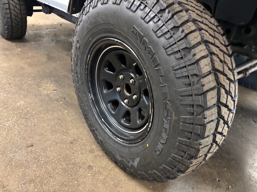 Photo 13 of this JEEP WRANGLER
