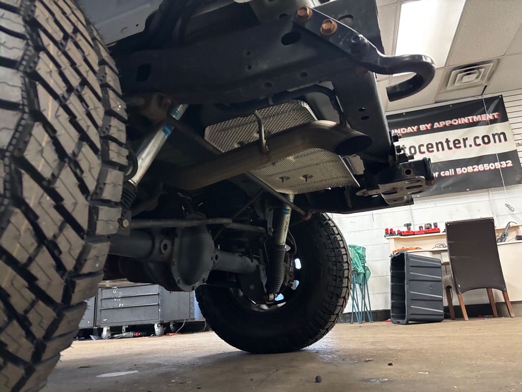 Photo 24 of this JEEP WRANGLER
