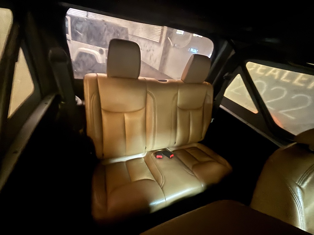 Photo 27 of this JEEP WRANGLER