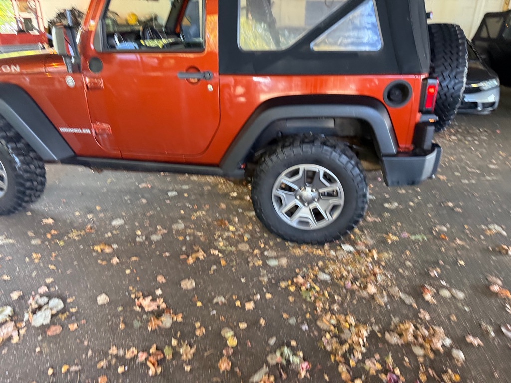 Photo 36 of this JEEP WRANGLER