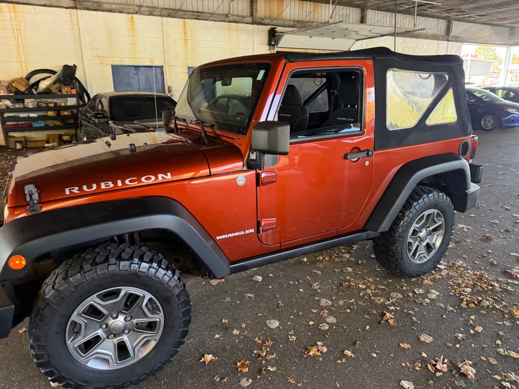 Photo 32 of this JEEP WRANGLER