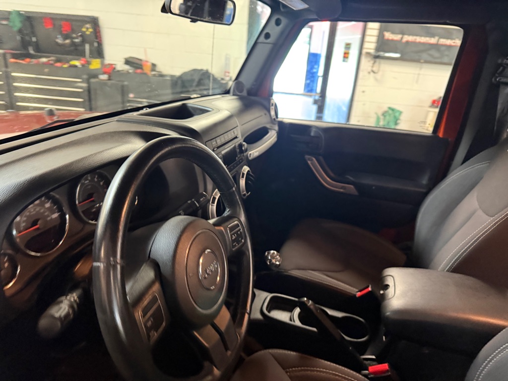 Photo 9 of this JEEP WRANGLER