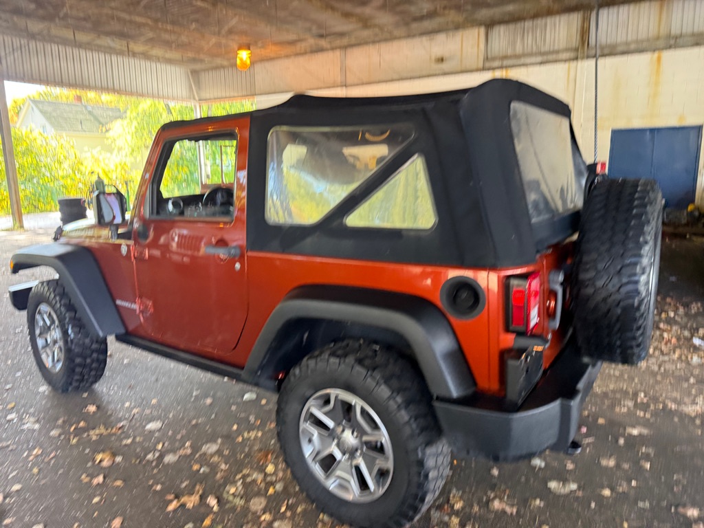 Photo 38 of this JEEP WRANGLER