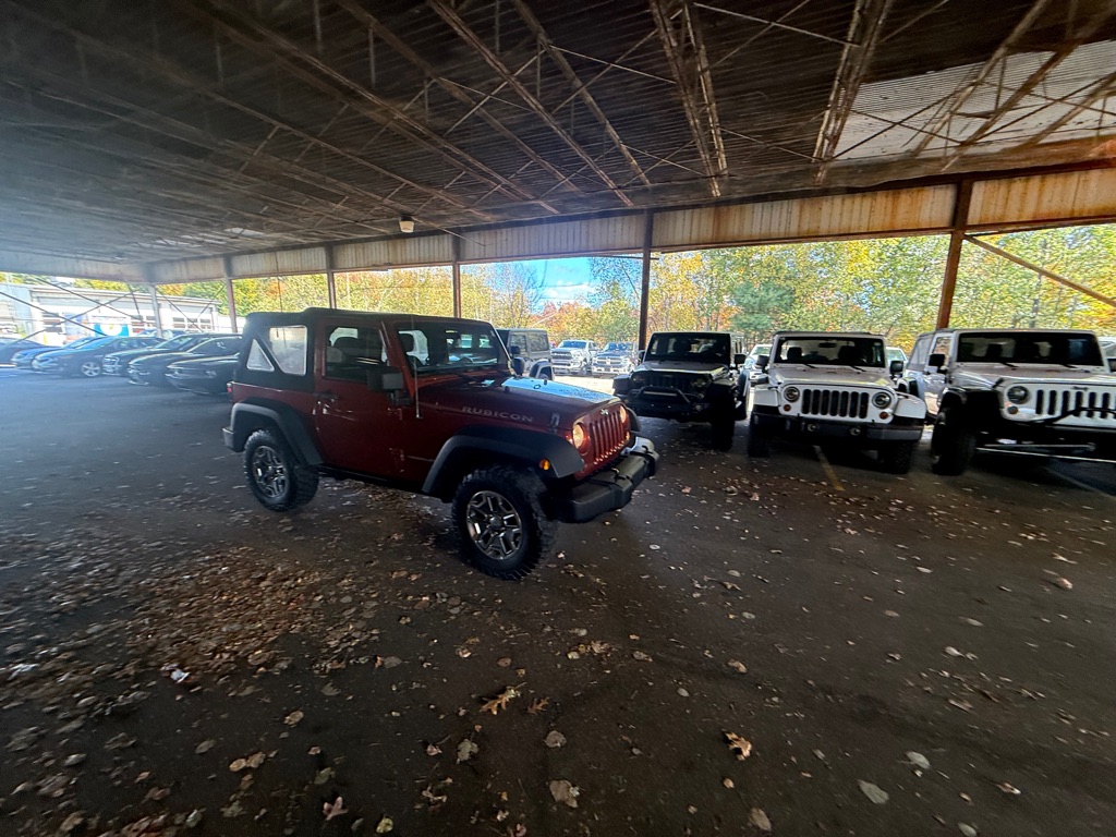 Photo 25 of this JEEP WRANGLER