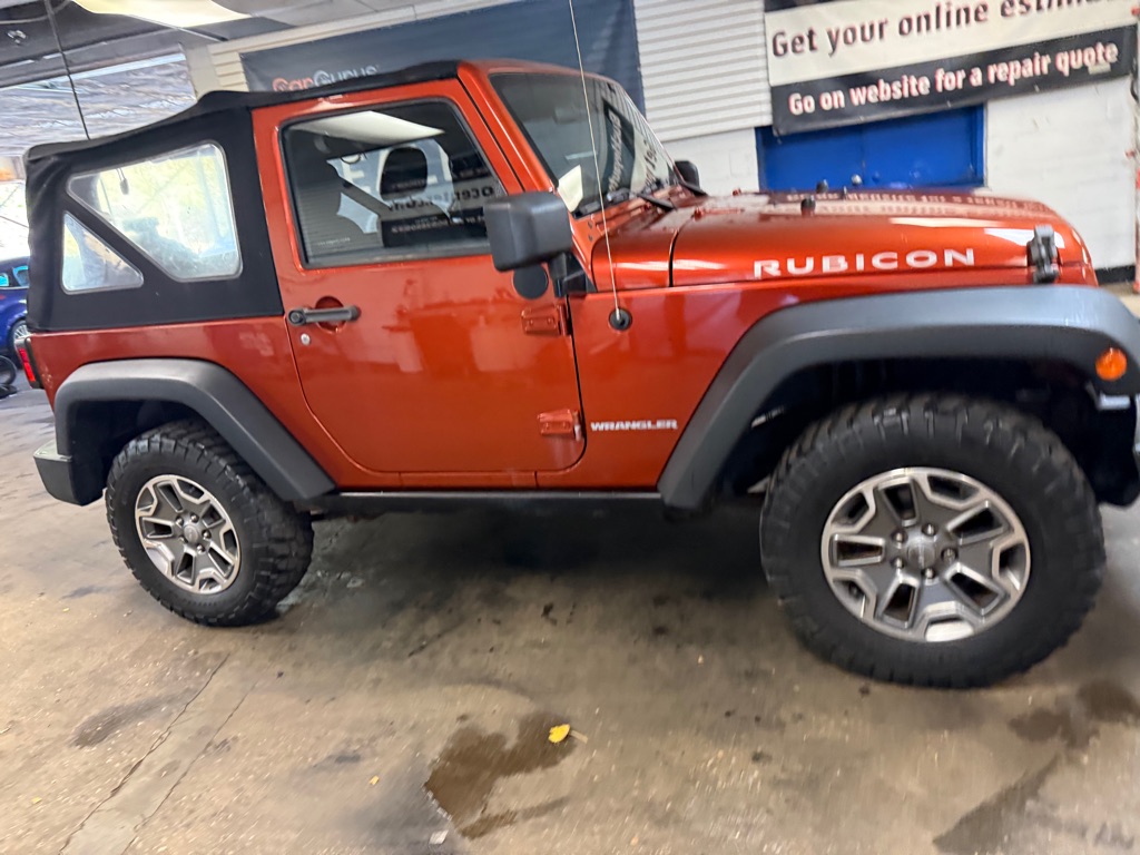 Photo 17 of this JEEP WRANGLER