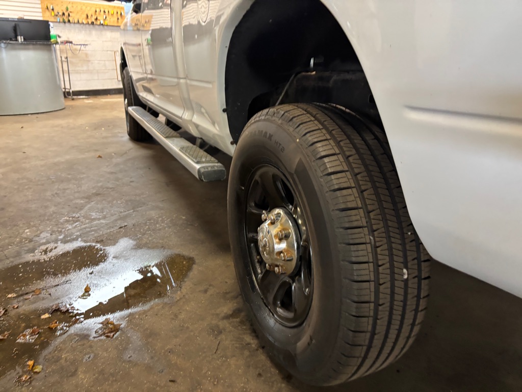 Photo 71 of this RAM 2500