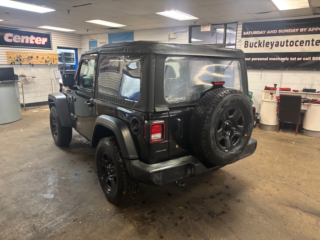 Photo 9 of this JEEP WRANGLER