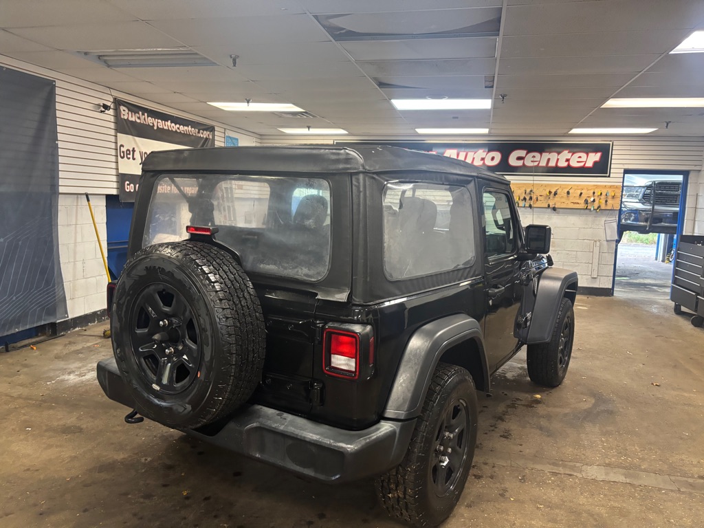 Photo 13 of this JEEP WRANGLER