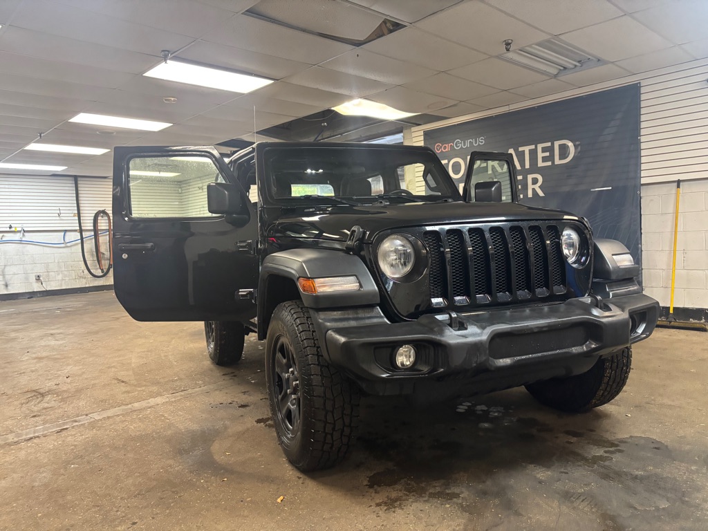 Photo 18 of this JEEP WRANGLER