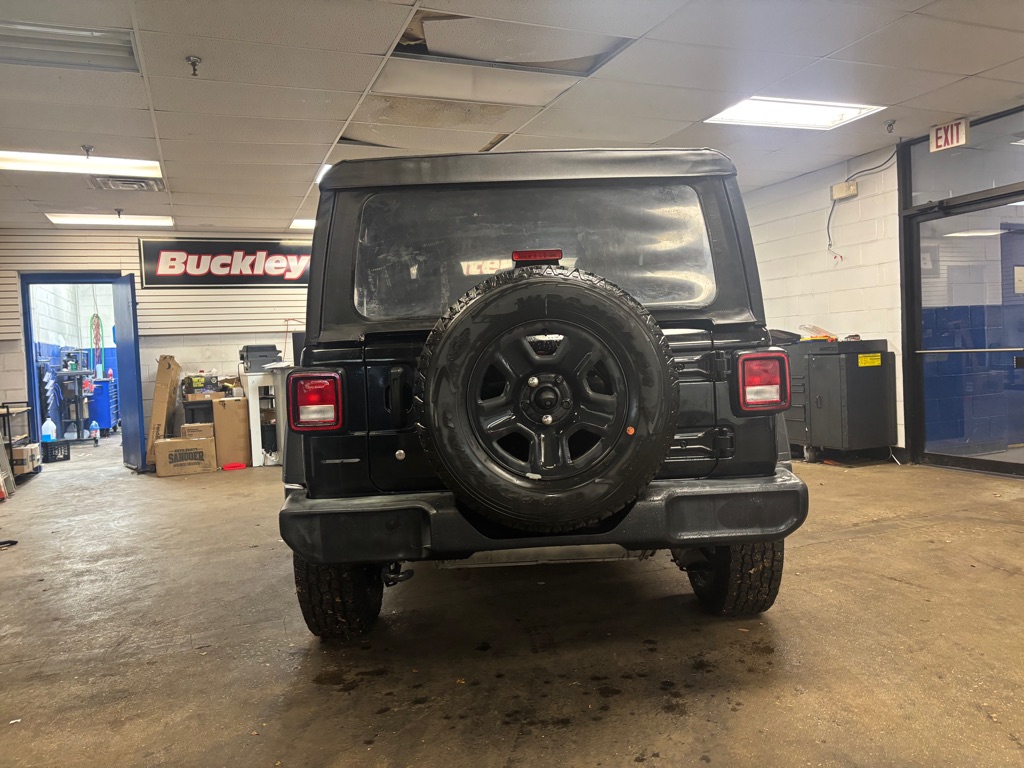 Photo 12 of this JEEP WRANGLER