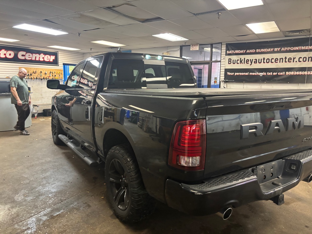 Photo 9 of this RAM 1500
