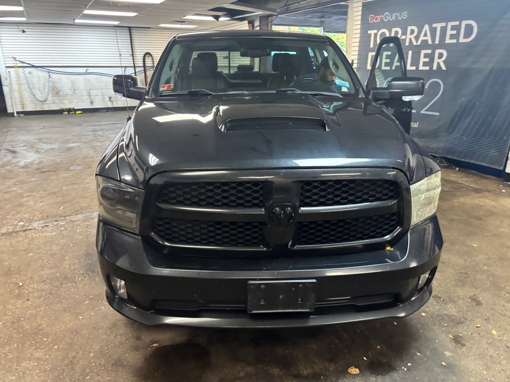Photo 3 of this RAM 1500