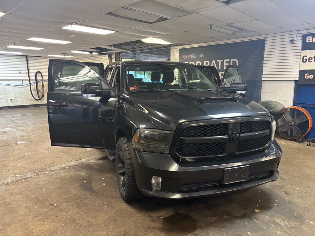 Photo 12 of this RAM 1500